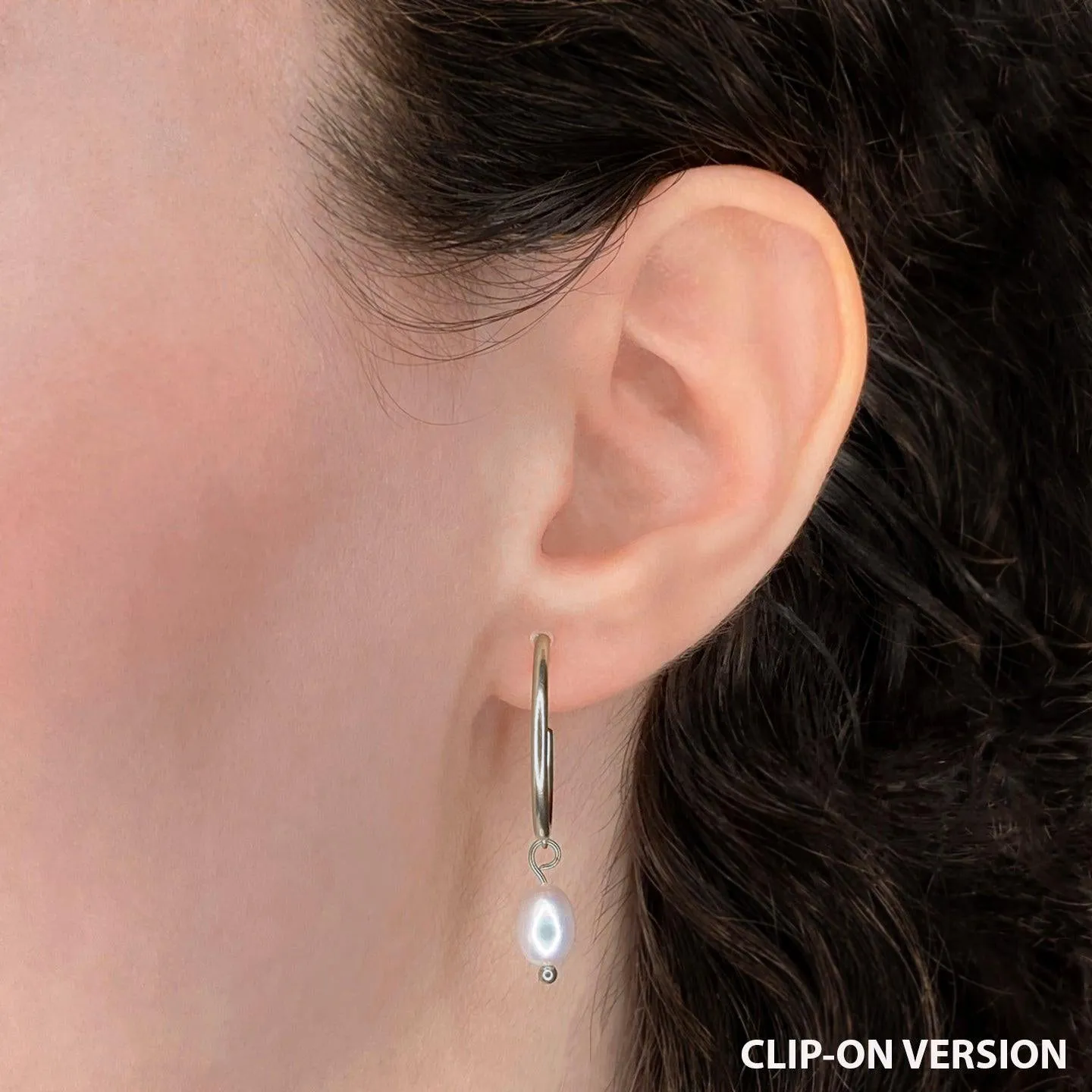 PEARL DANGLE SMALL HOOP EARRINGS IN SILVER